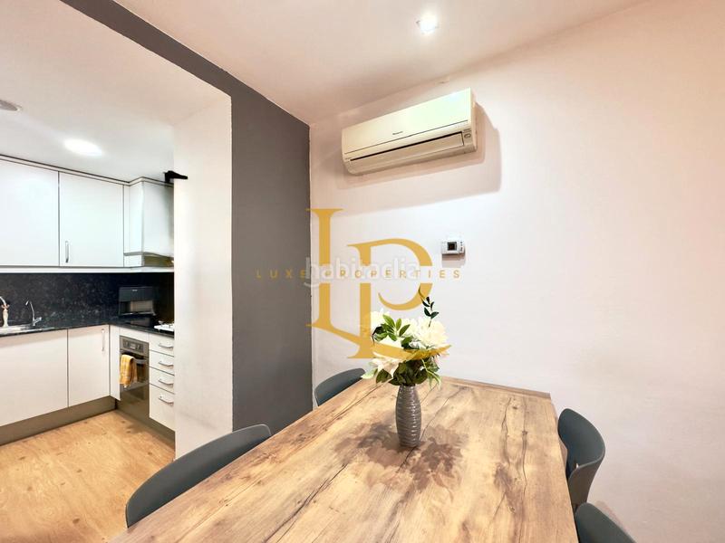 Foto eaef8b4d-43b5-497e-9537-d1cc2628b7b0. Duplex with heating parking in Eixample Sabadell