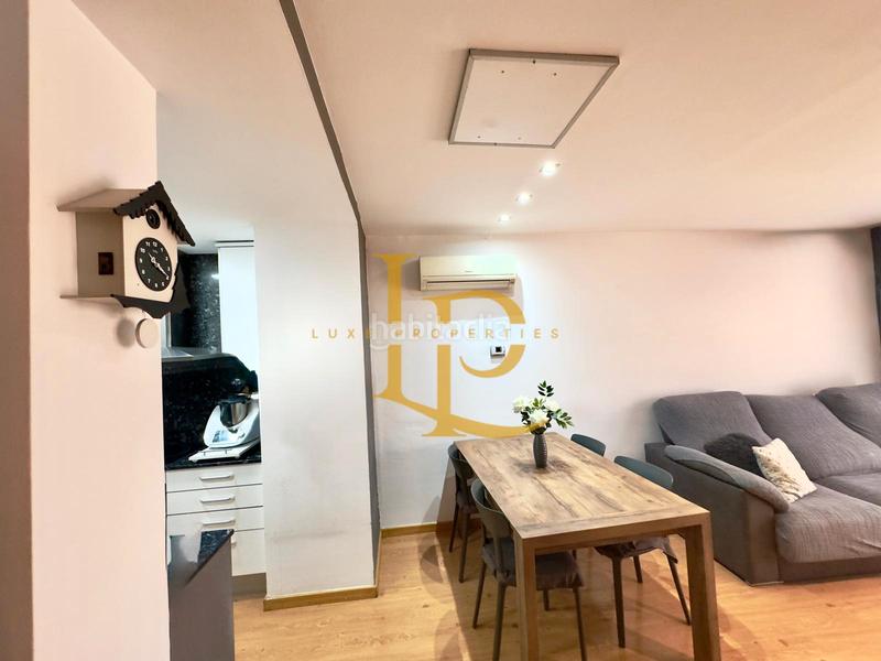 Foto f9a3c85f-b870-47fa-acaf-4ead562a2a77. Duplex with heating parking in Eixample Sabadell