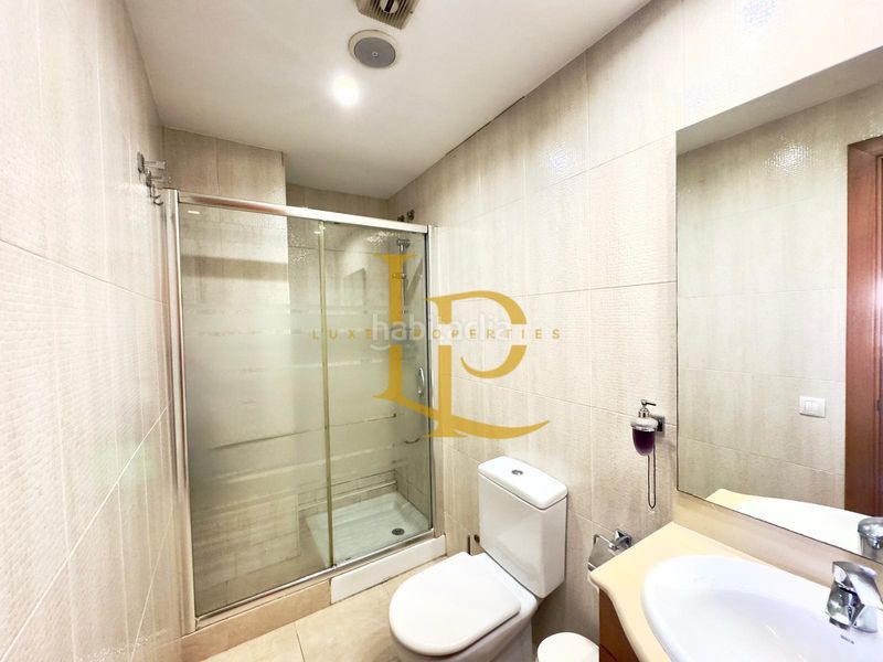 Foto 565b561d-c01f-4f1f-b124-27a7ce9635a2. Duplex avec chauffage parking dans Eixample Sabadell