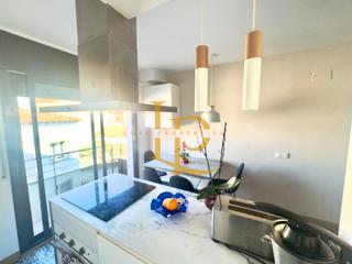 Pis  Carrer de sabadell. Precioso dúplex muy luminoso con balcón y garaje