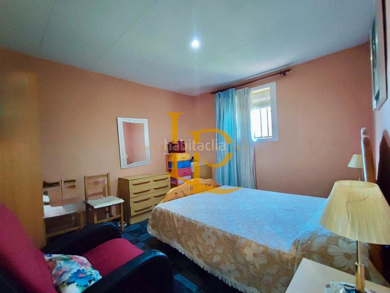 Foto 22a3eca7-7a1a-4d8c-8cd2-41d60d8aa9fb. Haus mit kamin heizung parking pool in Valls