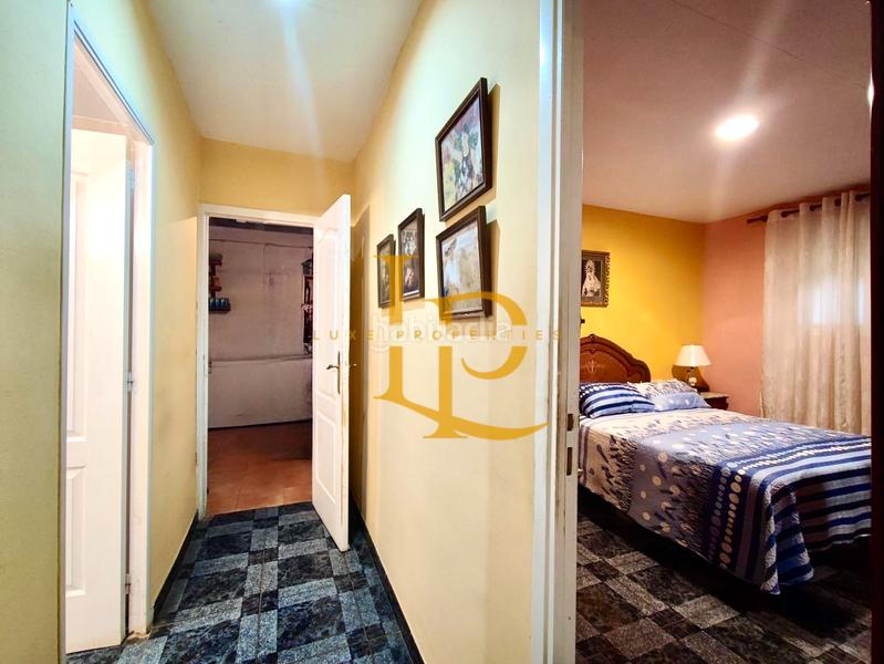 Foto 8f49d51a-097a-4659-a129-6d3e7bfc660a. Haus mit kamin heizung parking pool in Valls