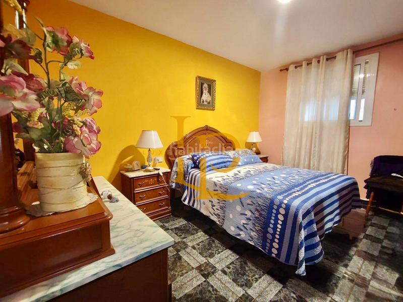 Foto b38ac5ac-3380-44e3-b7f6-74e691eb4511. Haus mit kamin heizung parking pool in Valls