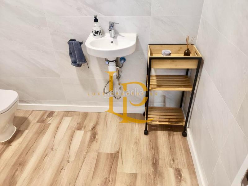 Foto 00c017d2-8d17-4da7-975d-de33c89b0a54. Miete geschäftsraum in Centre Rubí