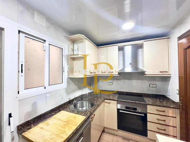 Foto 1661c1e8-1e6e-4633-b784-bfe689a9eedf. Etagenwohnung mit heizung in La Florida Hospitalet de Llobregat (L´)