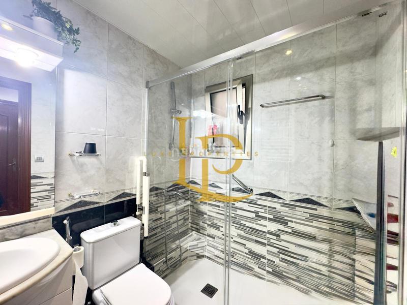 Foto 17f7ea1c-3e33-4d15-9211-76e16648ab70. Etagenwohnung mit heizung in La Florida Hospitalet de Llobregat (L´)