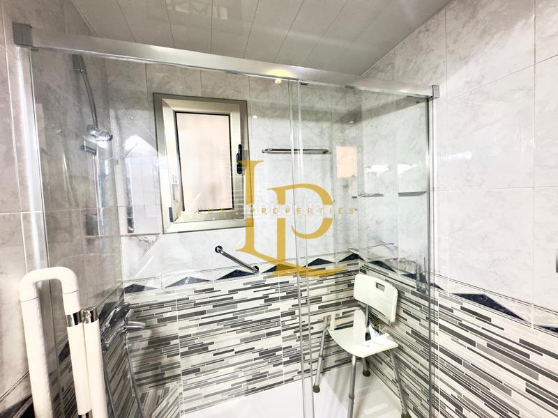 Foto 248483ba-a8ef-48e7-8702-eb62ef5fa98e. Etagenwohnung mit heizung in La Florida Hospitalet de Llobregat (L´)