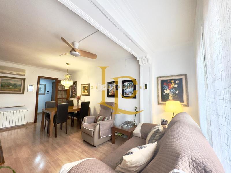 Foto 874bd320-8a84-4aba-ac81-781ba1f3869c. Etagenwohnung mit heizung in La Florida Hospitalet de Llobregat (L´)