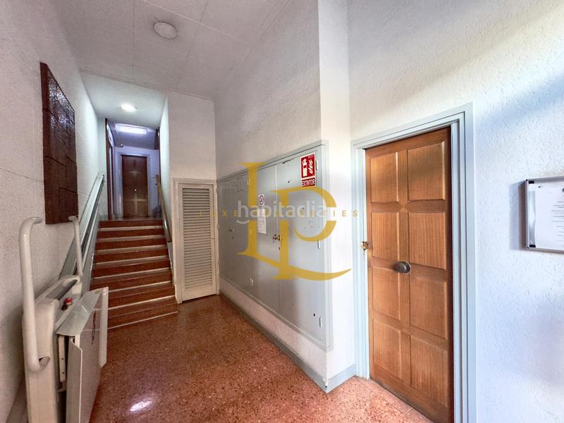 Foto b40ba216-f3ff-4575-8ed8-96ff8d7d9873. Etagenwohnung mit heizung in La Florida Hospitalet de Llobregat (L´)