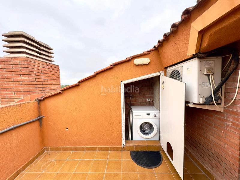 Foto 52e84b3d-40da-456a-ae74-b7dc72f2c8b3. Duplex avec chauffage parking piscine dans Ca n´Alzamora Rubí