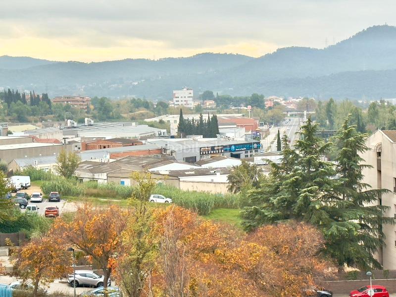 Foto e91170f5-7d92-4ba2-9998-fb2e6387e896. Duplex avec chauffage parking piscine dans Ca n´Alzamora Rubí