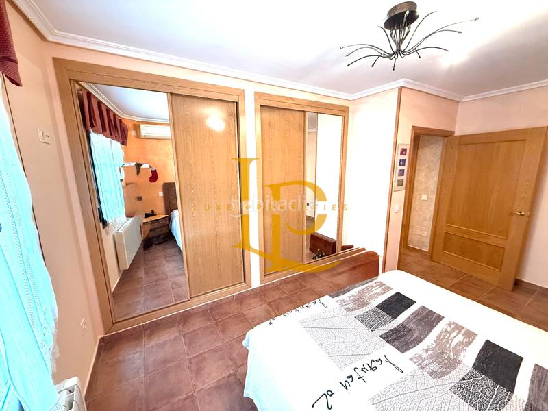 Foto 17667657-d29e-49a6-8fb7-d23442aa0297. Xalet amb xemeneia calefacció aparcament a Casar (El)