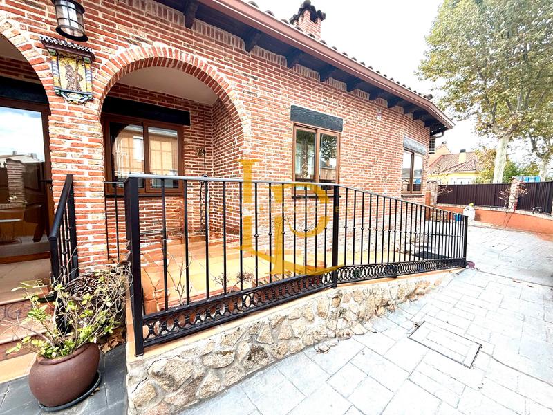 Foto 19523a30-fcdf-48e3-a12a-4681650c74d9. Xalet amb xemeneia calefacció aparcament a Casar (El)