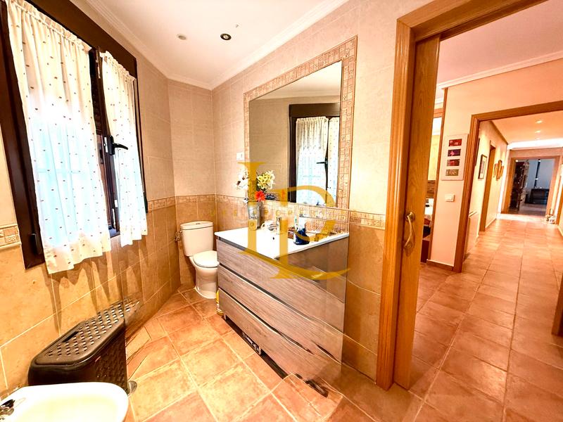 Foto 363c55e8-db7b-4f60-9b29-dc9c2f895a4b. Xalet amb xemeneia calefacció aparcament a Casar (El)