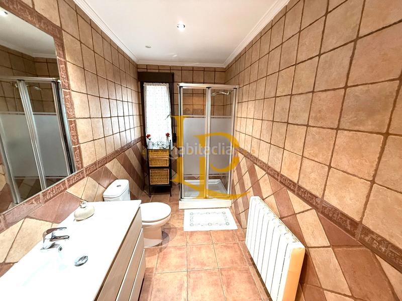 Foto 40875673-d10d-463a-955a-7dea29cc4e3f. Xalet amb xemeneia calefacció aparcament a Casar (El)