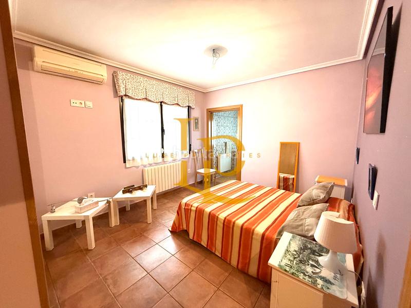 Foto bd802e3d-da85-4939-98f9-5eda4cec8b2a. Xalet amb xemeneia calefacció aparcament a Casar (El)