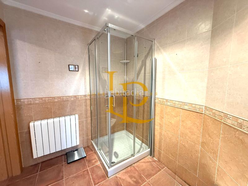 Foto eeb112cb-ff87-409e-80b2-2f3d540e21b0. Xalet amb xemeneia calefacció aparcament a Casar (El)