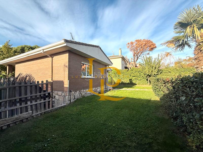 Foto 6097eb5e-719d-4852-8004-826f537ecb51. Chalet con camino riscaldamento parcheggio piscina in Casar (El)