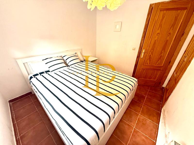 Foto 7c2cf817-e961-4af8-9def-75e8697d23c7. Chalet con camino riscaldamento parcheggio piscina in Casar (El)