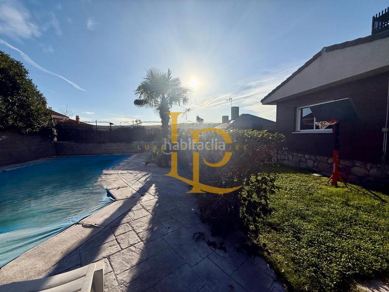 Foto 8537add2-8dee-49d5-a8bf-d5e2cc4c9682. Chalet con camino riscaldamento parcheggio piscina in Casar (El)