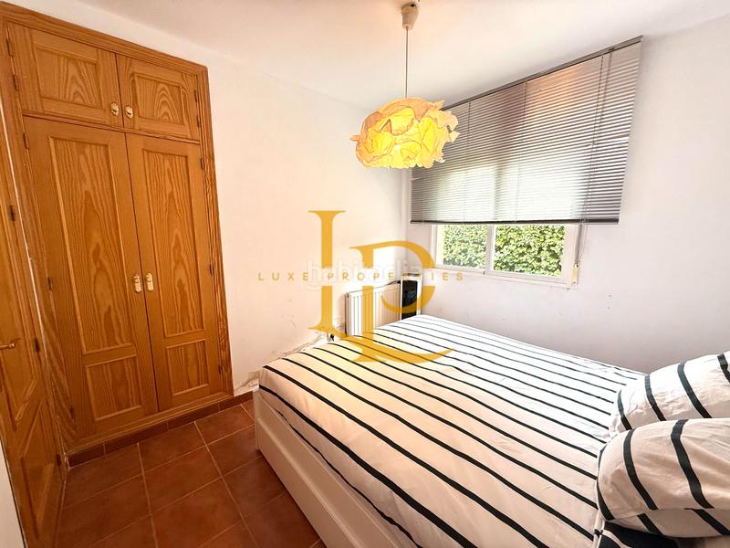 Foto 86a07e57-6b26-47ca-8578-d080f06b9585. Chalet con camino riscaldamento parcheggio piscina in Casar (El)