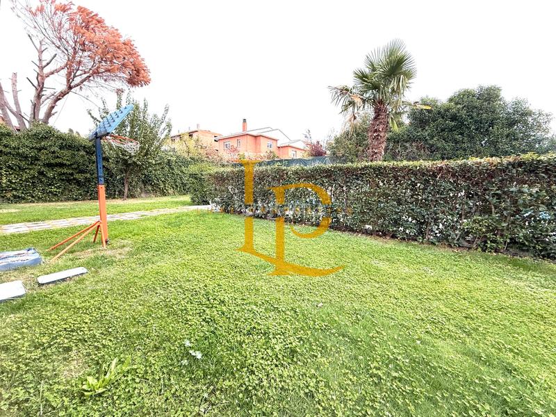 Foto 8c4a6ba8-7d96-45d4-9cad-bc2bcfc748b3. Chalet con camino riscaldamento parcheggio piscina in Casar (El)