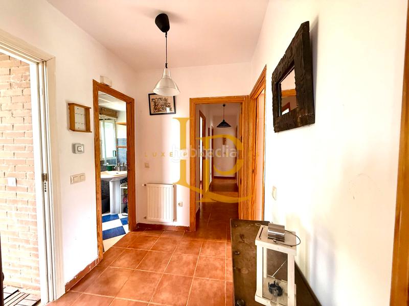 Foto a7228755-8fbe-4265-80cd-e38d07421273. Chalet con camino riscaldamento parcheggio piscina in Casar (El)
