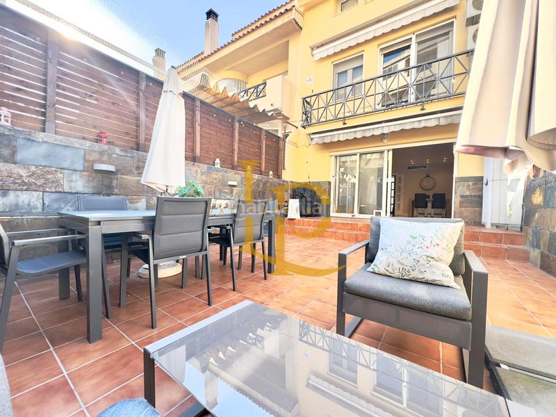 Foto 8409799b-2f03-4dca-8d0b-07ed0cef7dd3. Casa a schiera con riscaldamento parcheggio in Zona Nord Rubí