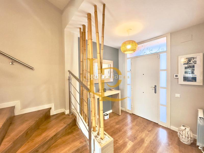 Foto c05252d6-6fb9-4b0f-b16c-435dc88d4448. Casa a schiera con riscaldamento parcheggio in Zona Nord Rubí