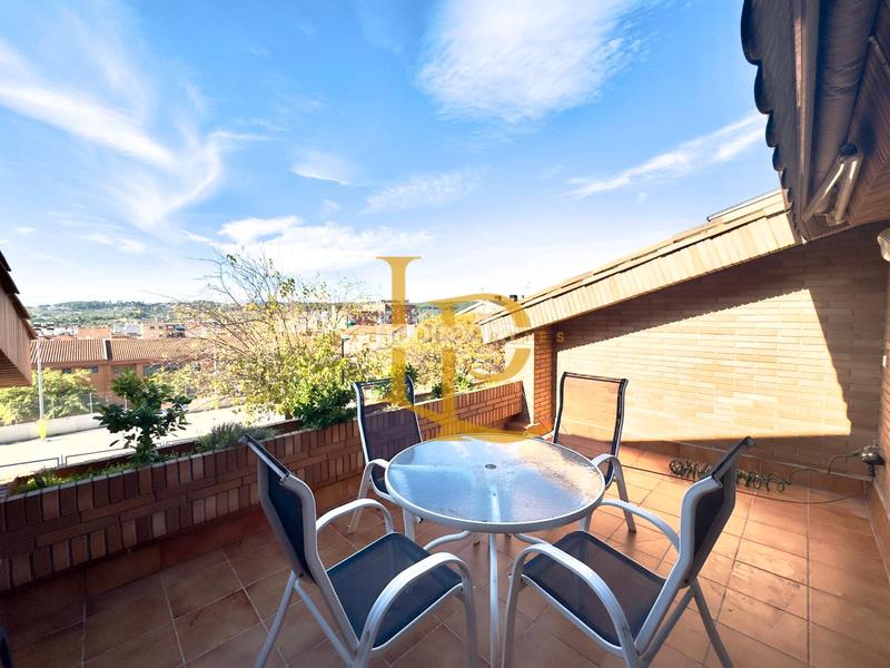 Foto d86a5785-9bd9-4223-8f3a-505cab833523. Casa a schiera con riscaldamento parcheggio in Zona Nord Rubí