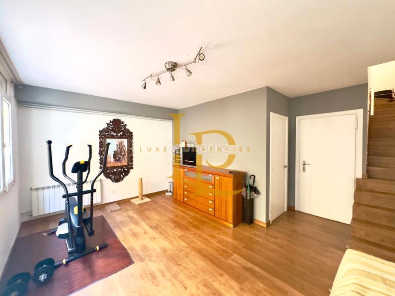 Foto db24dfc7-e314-460a-a722-f542cd276345. Casa a schiera con riscaldamento parcheggio in Zona Nord Rubí