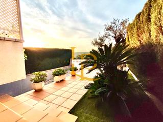 Casa adosada en Carrer Montsià