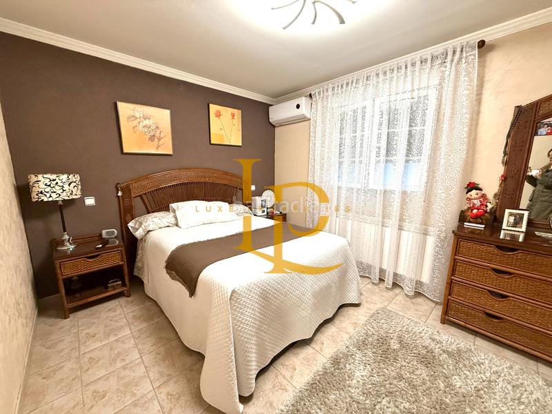 Foto 3fbfbd58-e074-42be-9869-edd1c25ab4b4. Chalet avec cheminée chauffage parking piscine dans Torrejón del Rey