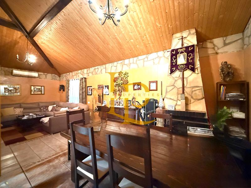 Foto 81969890-30ba-478b-b14f-44245f237faa. Chalet avec cheminée chauffage parking piscine dans Torrejón del Rey