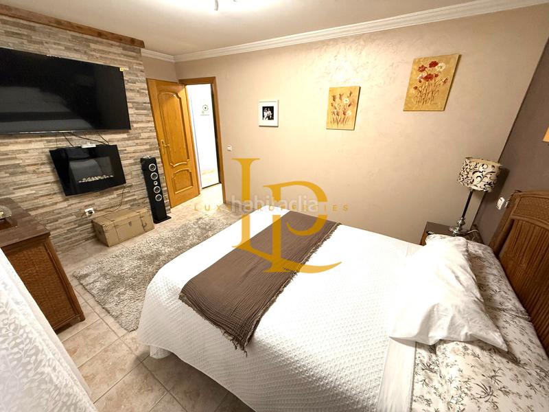 Foto bf3c8b0f-f7aa-41e2-ad56-49fb1d64a623. Chalet avec cheminée chauffage parking piscine dans Torrejón del Rey