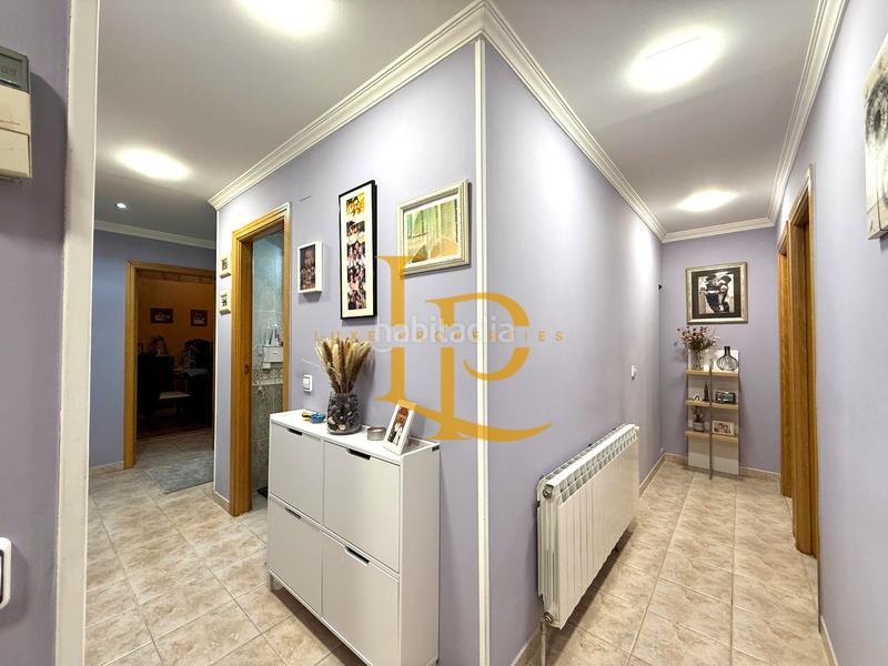 Foto e039e533-bace-4f1a-a51d-60e9d5afa7ec. Chalet avec cheminée chauffage parking piscine dans Torrejón del Rey