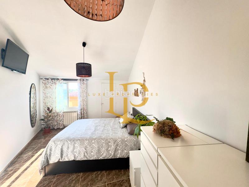 Foto 0bc0f292-7dc7-4660-b93b-c9a14a2ecede. Semi detached house with fireplace heating parking in Rubí