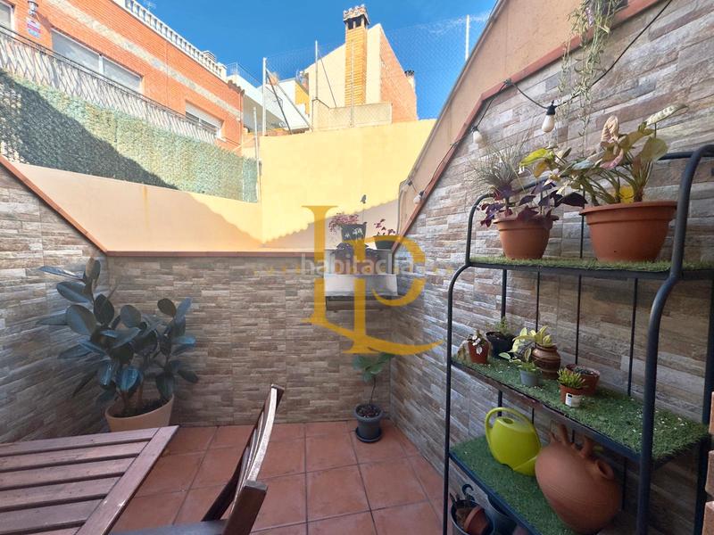 Foto 47792c5f-4820-47d9-b7b6-7604978a126b. Semi detached house with fireplace heating parking in Rubí