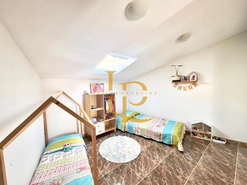 Foto 592980b9-18c1-438e-b457-0d7342dfc738. Semi detached house with fireplace heating parking in Rubí