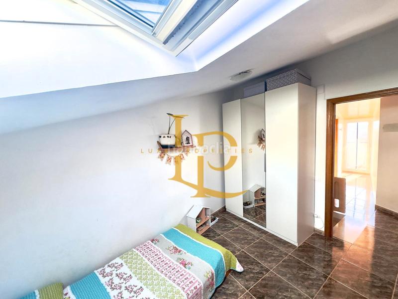 Foto 782cd872-08aa-4fc0-895d-abde07615589. Semi detached house with fireplace heating parking in Rubí