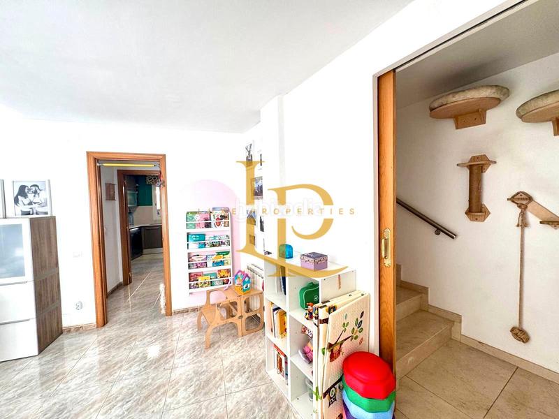 Foto a88398a6-0884-4ecf-a2ad-b088a1f6cd7a. Semi detached house with fireplace heating parking in Rubí