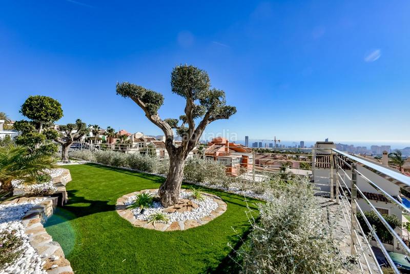 Foto bb9cd721-ae84-4a16-a59a-3a5b96ded5b7. Chalet avec parking piscine dans Golf Bahía Finestrat