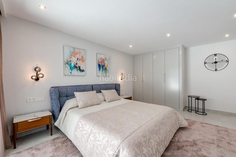 Foto caa8cc8b-1238-4616-baf2-614c55f3c4d0. Chalet avec parking piscine dans Golf Bahía Finestrat