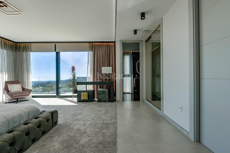 Foto f4d000aa-3348-465a-be1f-33c7ff94f878. Chalet avec parking piscine dans Golf Bahía Finestrat