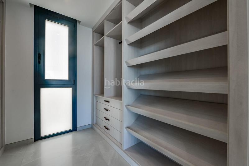 Foto fe7bf4f8-d420-40c1-9980-6fd86da7136f. Chalet avec parking piscine dans Golf Bahía Finestrat