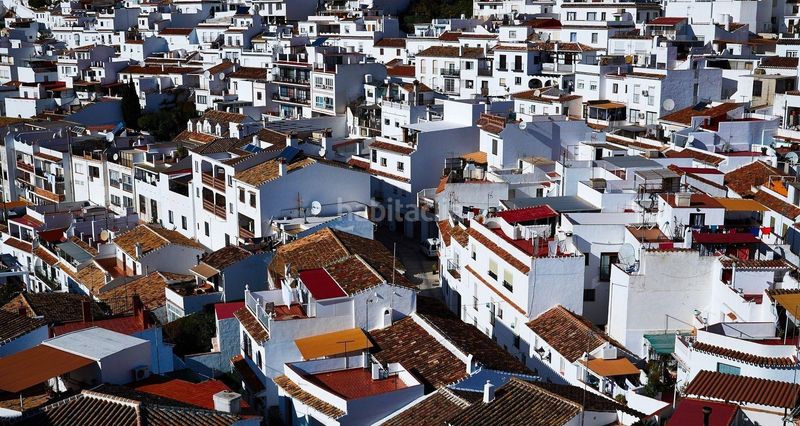 Foto 750c9570-cc22-411e-934b-b4ae26212c77. Apartament amb calefacció aparcament piscina a Los Ríos Mijas