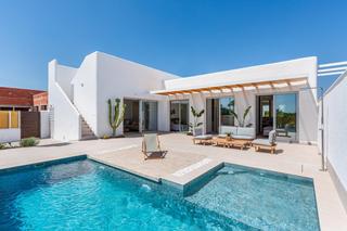 Chalet à Benijófar. Villas de obra nueva en benijofar