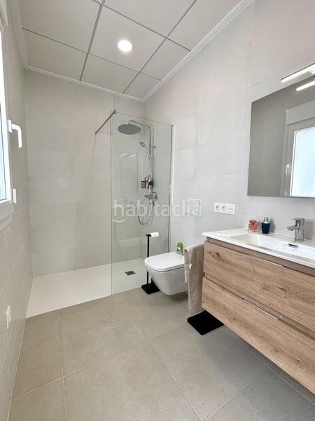 Foto bb7ae616-67cd-4899-af44-46f12083a41e. Chalet villas de nueva construcción en Benijófar