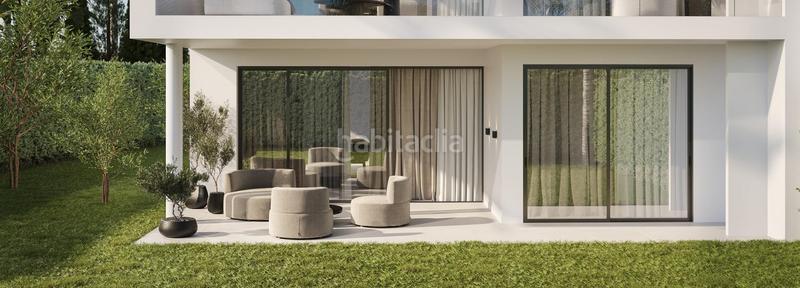 Foto 024aa0fc-1a1c-495e-b04c-a75b4b2df45f. Planta baja moderno residencial amplios apartamentos con soleadas terrazas en Estepona