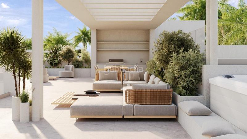 Foto 78f0e0c7-9a82-4bee-b7b3-0d3af17b2962. Ático moderno residencial amplios apartamentos con soleadas terrazas en Estepona